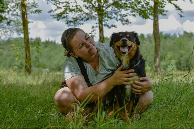 Ciapek-młody pełen radości pies do adopcji