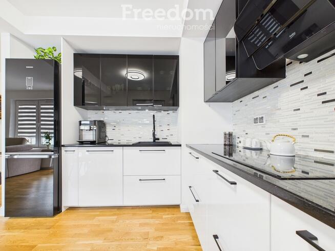 Trójstronne 4 pokoje. 2 balkony. Garaż. STANDARD +