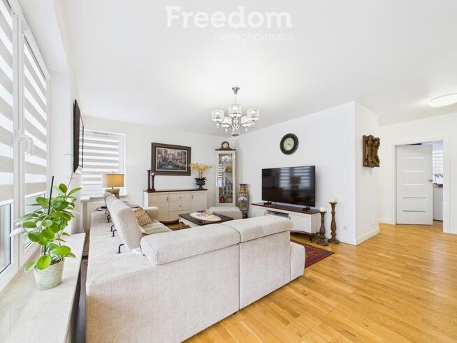 Trójstronne 4 pokoje. 2 balkony. Garaż. STANDARD +