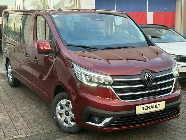 Renault Trafic 8 osobowy / od ręki / wysoki rabat / leasing