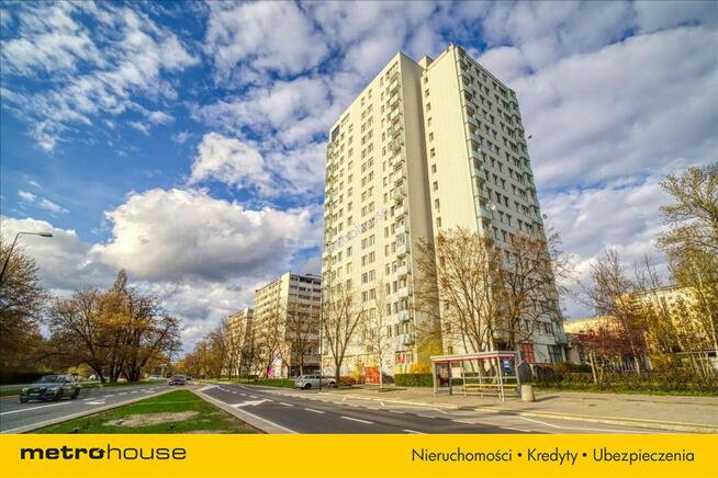 3 pokoje, Mokotów przy metrze i Polu Mokotowskim.