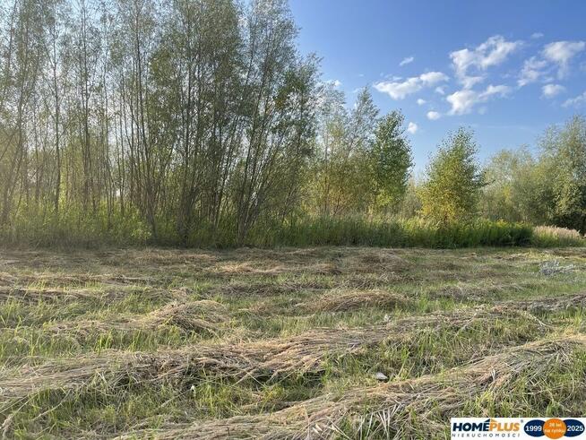 Działka budowlana 1068 m² – Dąbrówka.