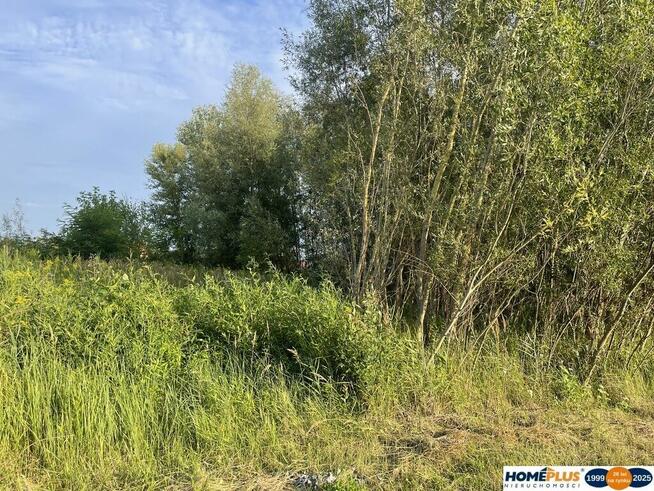 Działka budowlana 1068 m² – Dąbrówka.