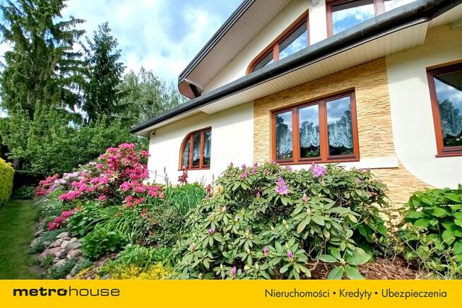 Wyjątkowy dom z oranżerią i antresolą Milanówek