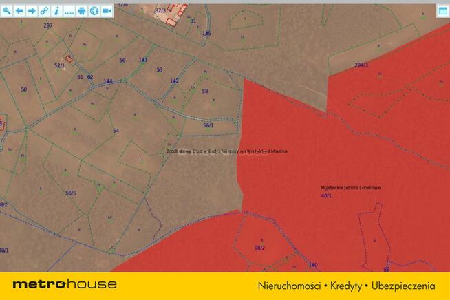 Duża działka budowlana w wydanymi warunkami.