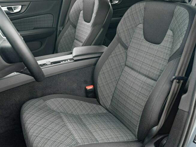 Volvo V60 WD5210S#B4 D Momentum Pro K.cofania Podgrz.f i kier Salon PL VAT 23%