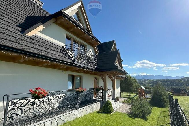 Dom z widokiem, w bezpośrednim sąsiedztwie wyciągu