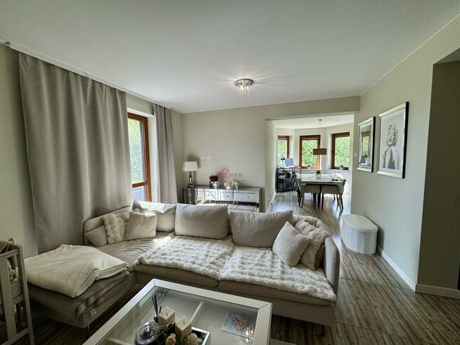 Dom Białoborze gm. Stopnica, Białoborze