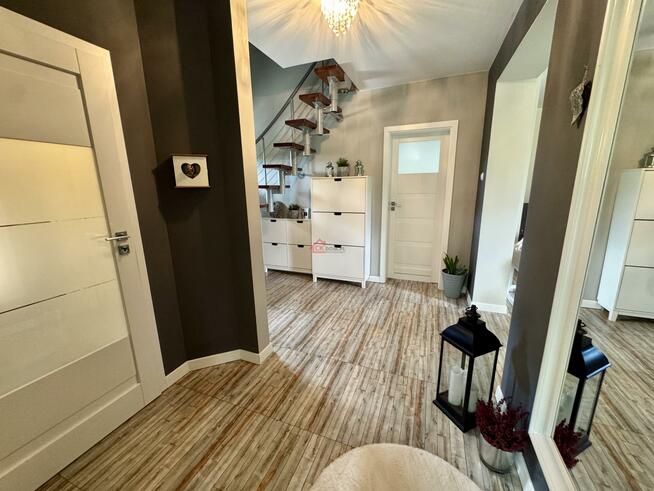 Dom Białoborze gm. Stopnica, Białoborze