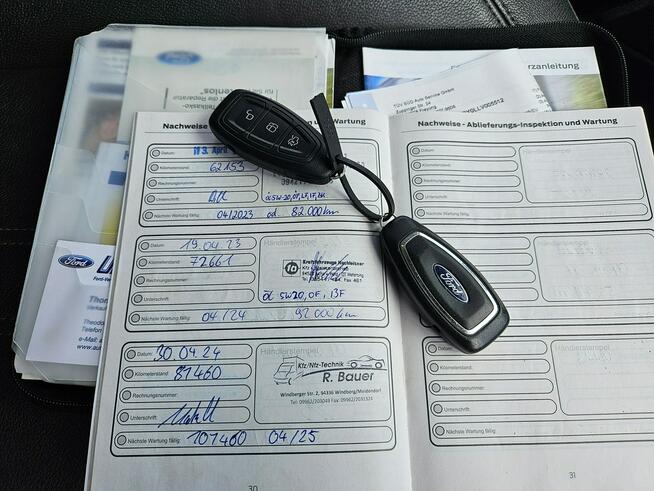 Ford C-Max 1 właściciel / Nawigacja / Kamera / Podgrzewane fotele / Tempomat