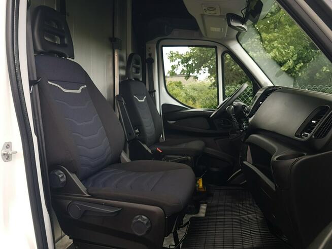 Iveco Daily KONTENER NISKOPODŁOGOWY 4,43x2,23x2,42 SKLEP BAR FOODTRUCK KAMPER AC