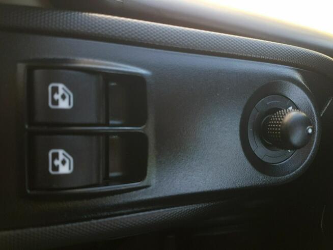 Iveco Daily KONTENER NISKOPODŁOGOWY 4,43x2,23x2,42 SKLEP BAR FOODTRUCK KAMPER AC