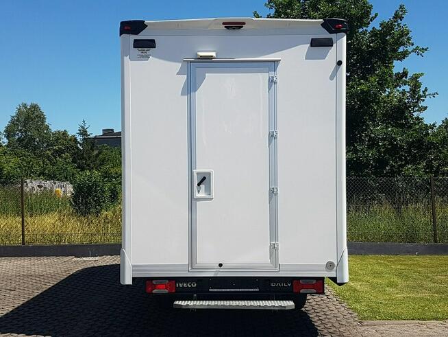 Iveco Daily KONTENER NISKOPODŁOGOWY 4,43x2,23x2,42 SKLEP BAR FOODTRUCK KAMPER AC