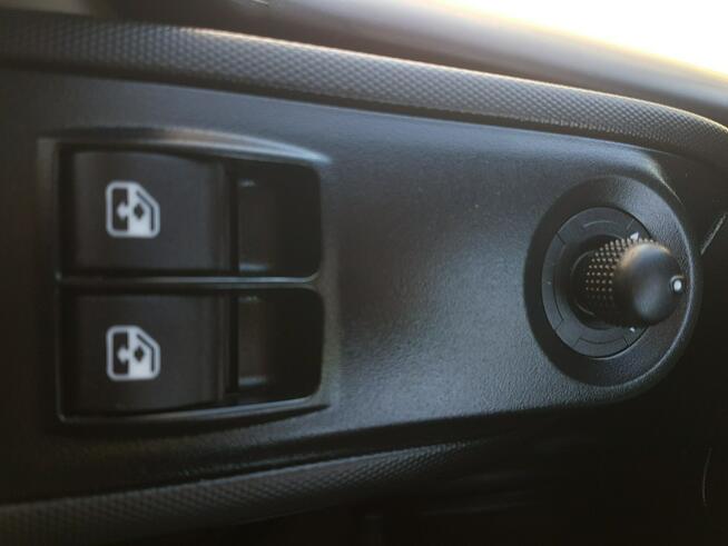 Iveco Daily KONTENER NISKOPODŁOGOWY 4,43x2,23x2,42 SKLEP BAR FOODTRUCK KAMPER AC