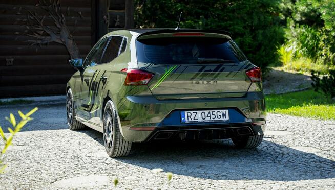 Seat Ibiza Salon Polska / Felgi OZ RACING / Sprężyny K&W / Przeszyty środek