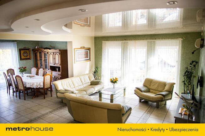 Oferta sprzedaży przestronnego domu w Agatówce