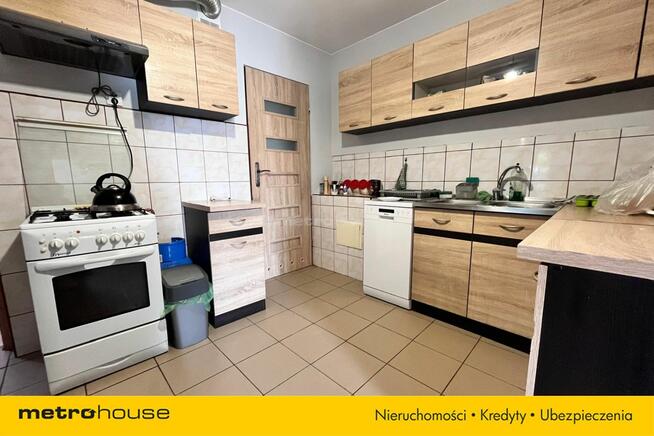 Na sprzedaż dom mieszkalny, dom rekreacyjny i staw