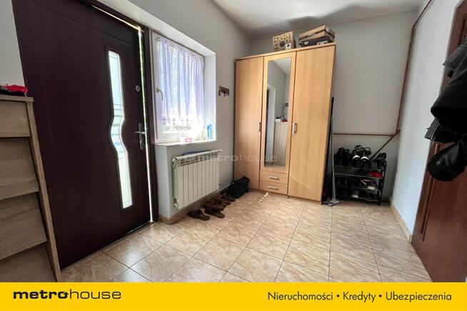 Na sprzedaż dom mieszkalny, dom rekreacyjny i staw