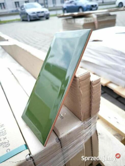 Płytki BISELADO BX VERDE BOTELLA BRILLO 20x10 ZIELEŃ BUTELKOWA