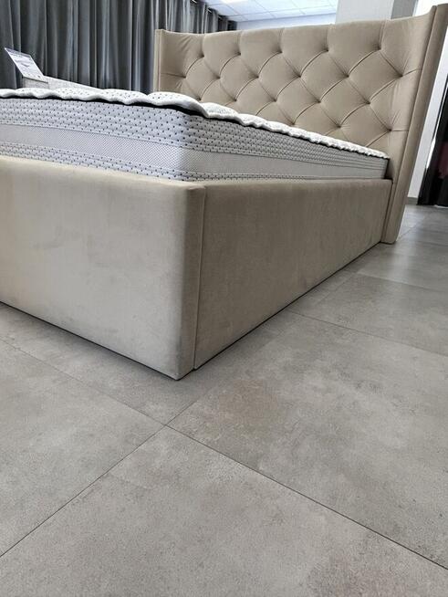 Łóżko tapicerowane 160x200 z pojemnikiem