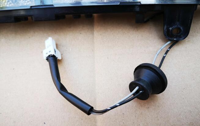 Górne światło stop Mitsubishi ASX 10-19 trzecie P5631