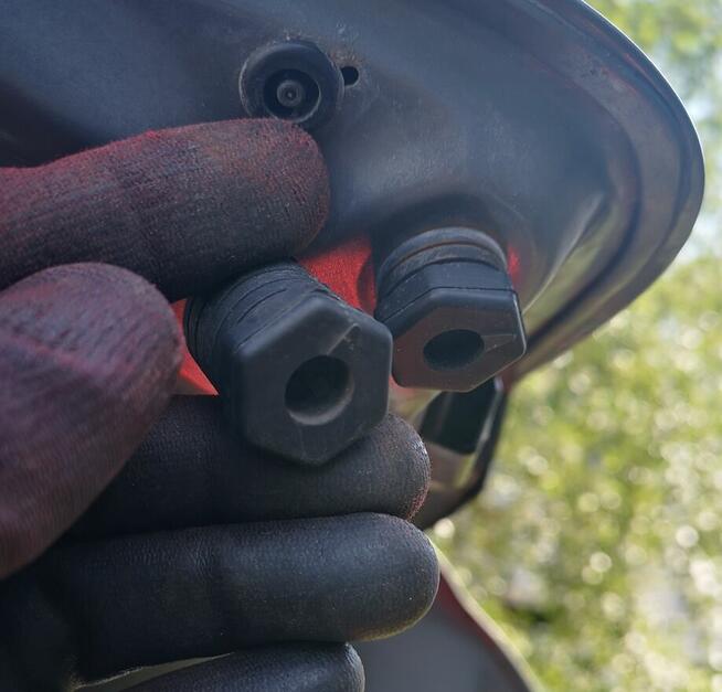 Odbój tylnej klapy bagażnika Mitsubishi ASX 10-21 MB926555