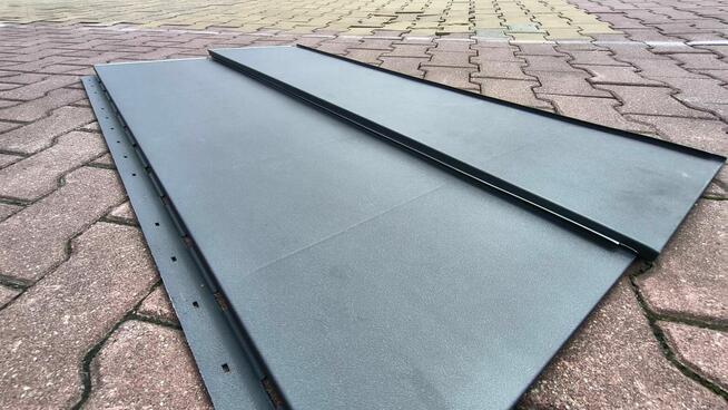 Blachodachówka płaska grafitowa od ręki Blachtex Klęczany