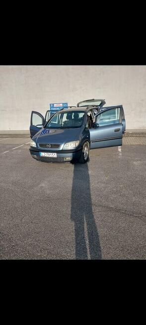Opel Zafira A 1.8 b gaz 1999