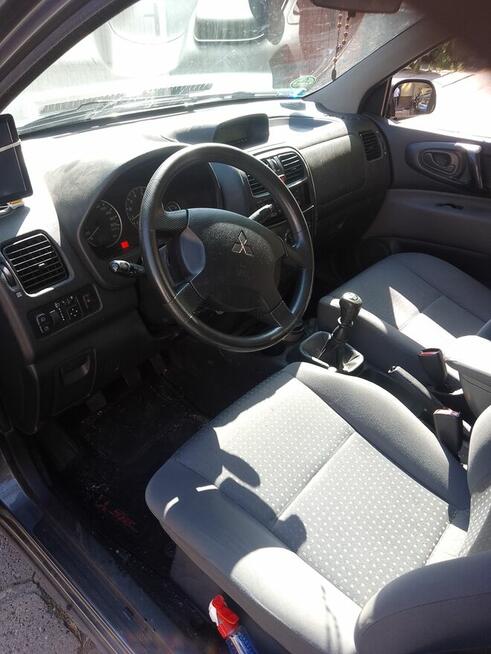 Sprzedam Mitsubishi Space star 1.6 benzyna