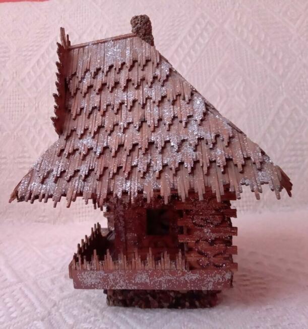 Sprzedam domek z zapałek