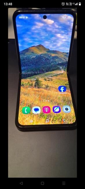 Samsung Galaxy Z Flip4