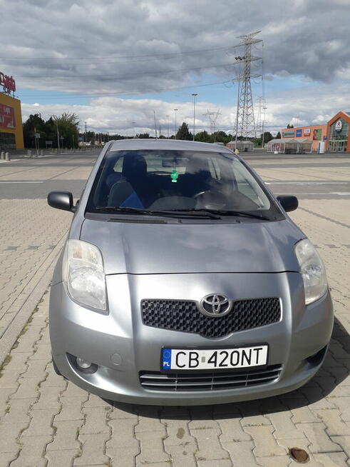 Sprzedam Toyota yaris 1,3