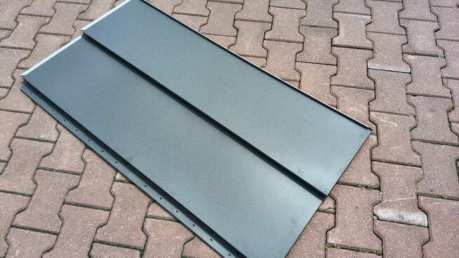 Blachodachówka płaska grafitowa od ręki Blachtex Klęczany