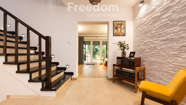 Wyjątkowym, zadbany dom z pięknym ogrodem