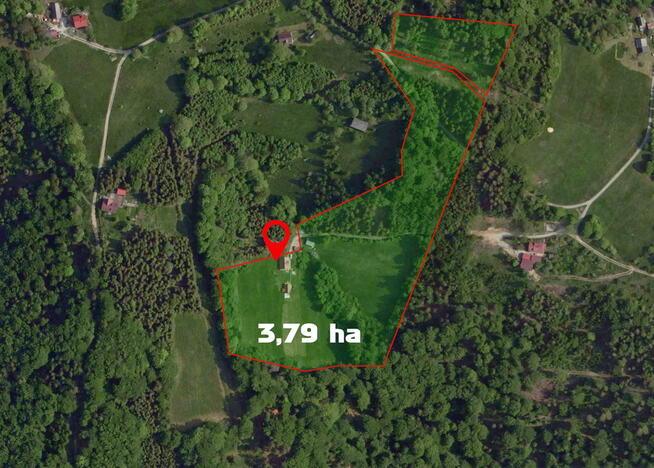 Działka z dwoma domami 680 m n.p.m