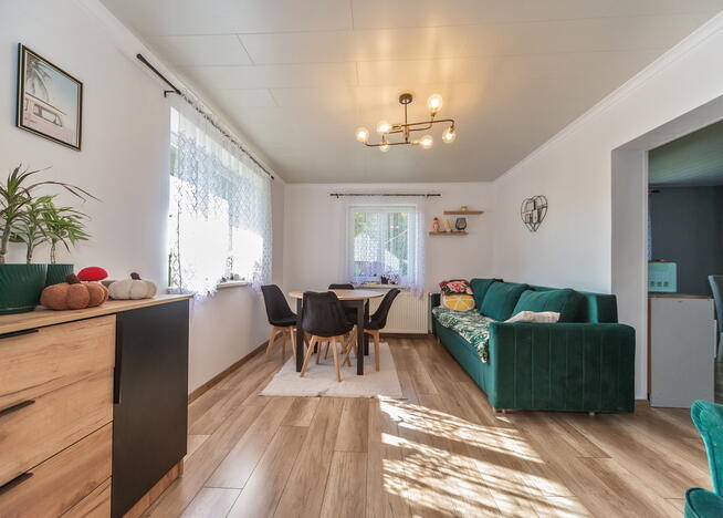 Działka z dwoma domami 680 m n.p.m