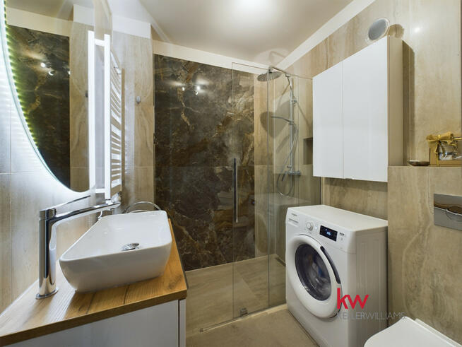 Dom Katowice Podlesie, Kaskady