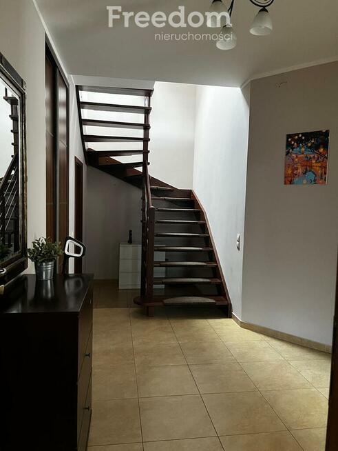 Dom w Mechnicach z dojazdem MZK