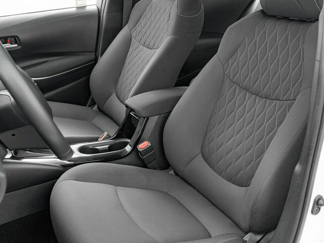 Toyota Corolla GD2E997#1.5 Comfort K.cofania Podgrz.f Pakiet Tech Salon PL VAT 23%