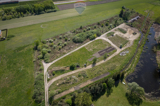 Działka usługowa, lub mieszkaniowa 9968m.