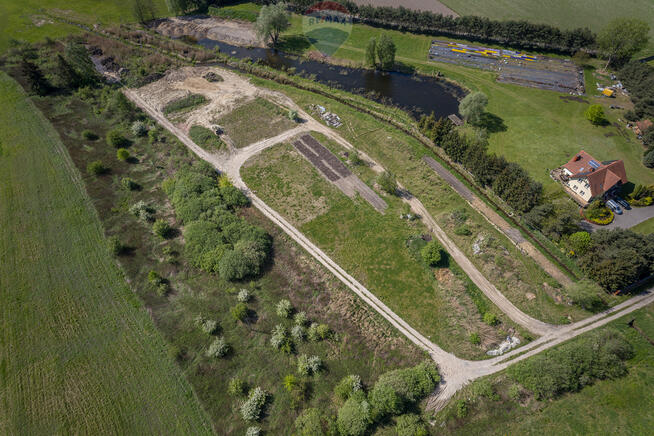 Działka usługowa, lub mieszkaniowa 9968m.