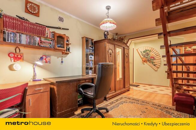 Wygodny dom położony w malowniczej, cichej okolicy