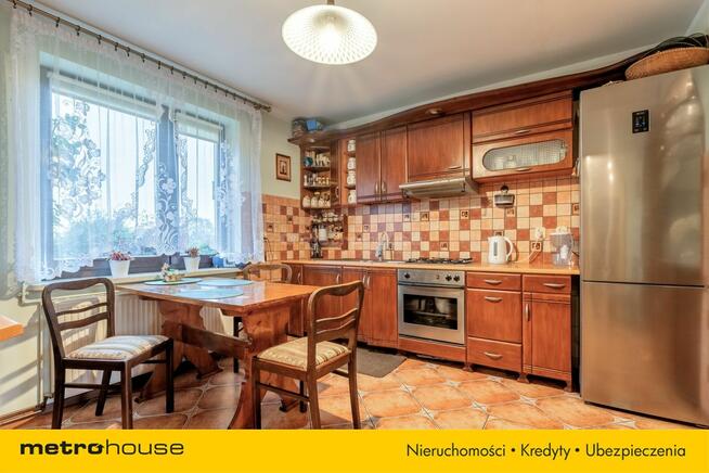 Wygodny dom położony w malowniczej, cichej okolicy