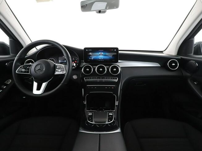 Mercedes GLC 200 GRATIS! Pakiet Serwisowy o wartości 600 zł!