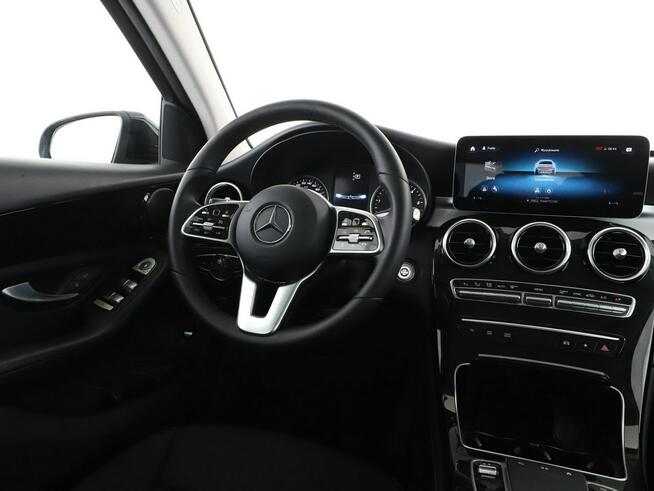 Mercedes GLC 200 GRATIS! Pakiet Serwisowy o wartości 600 zł!