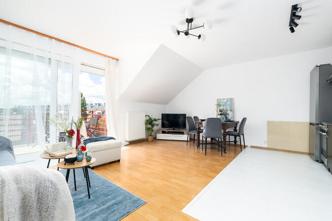 Wyjątkowe mieszkanie – słoneczne, z dużym balkonem