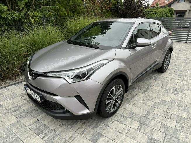 Toyota C-HR Hybryda niski przebieg oryginalny lakier !!!