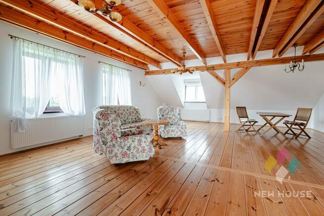 Dom na wzniesieniu z tarasem, działka 5882 m2