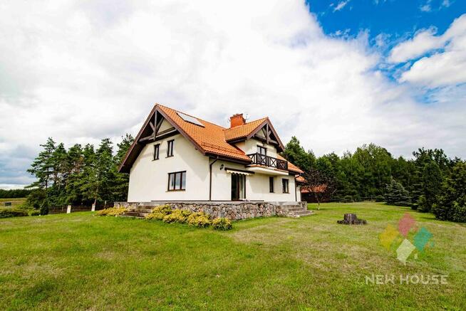 Dom na wzniesieniu z tarasem, działka 5882 m2