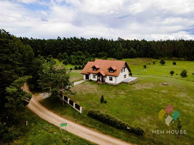 Dom na wzniesieniu z tarasem, działka 5882 m2